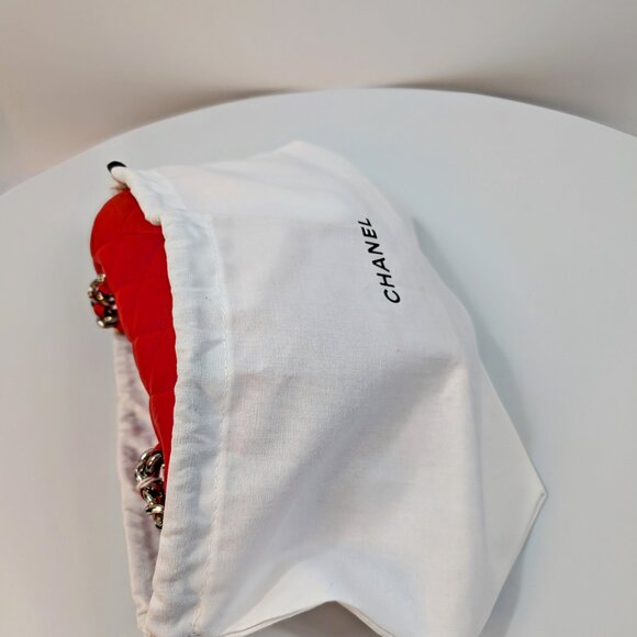 Chanel Rare Red Chain Around Mini Bag - Picture 2 of 13